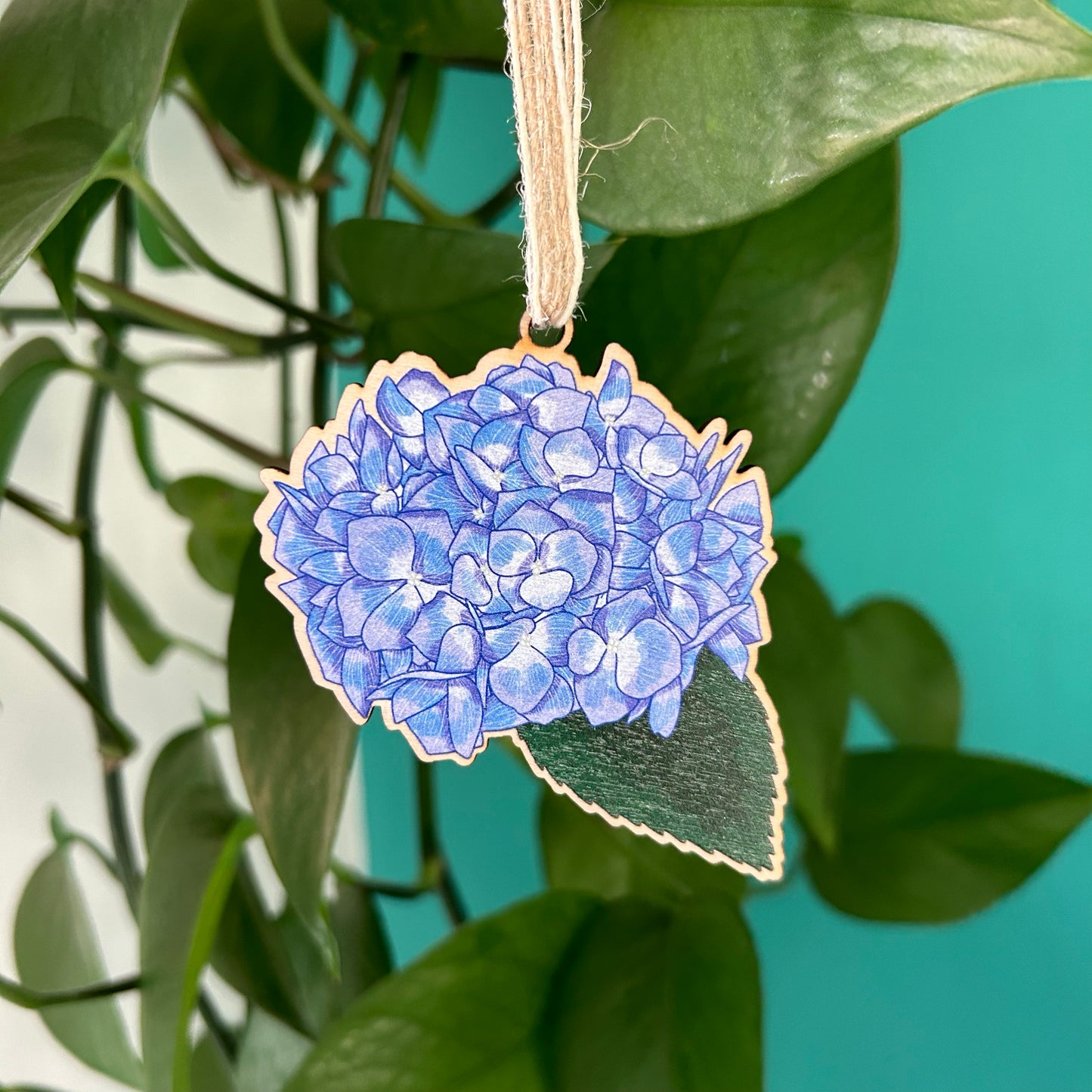 Hydrangea Wooden Hanging Decoration